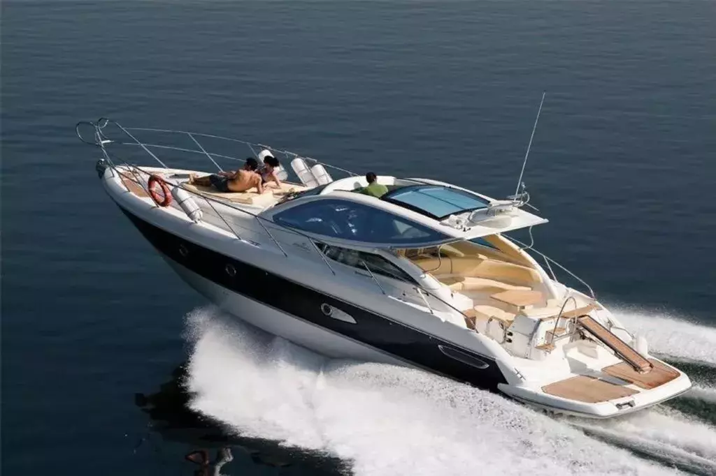 Alma by Cranchi - Special Offer for a private Power Boat Charter in Mykonos with a crew