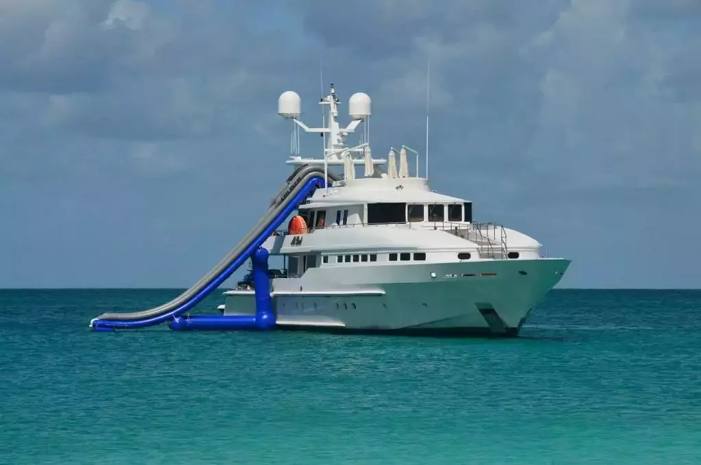 At Last by Heesen - Top rates for a Rental of a private Superyacht in Grenadines