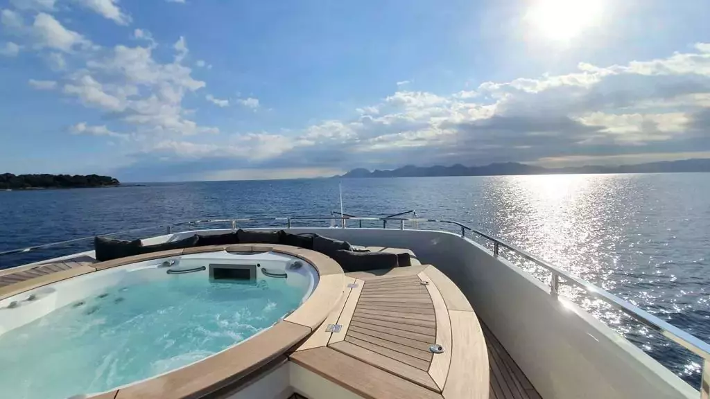 Awol by Sanlorenzo - Special Offer for a private Superyacht Charter in Kotor with a crew