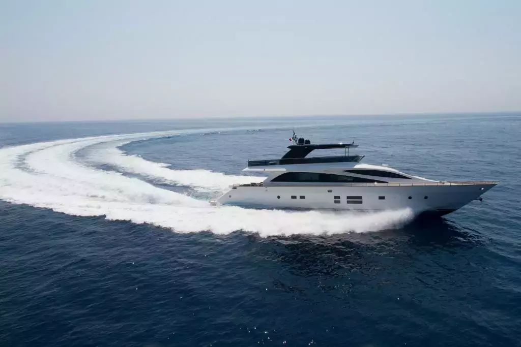 Baccarat by Amer - Special Offer for a private Motor Yacht Charter in Beaulieu-sur-Mer with a crew