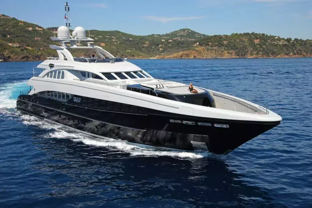 Bliss by Heesen - Special Offer for a private Superyacht Charter in Mallorca with a crew