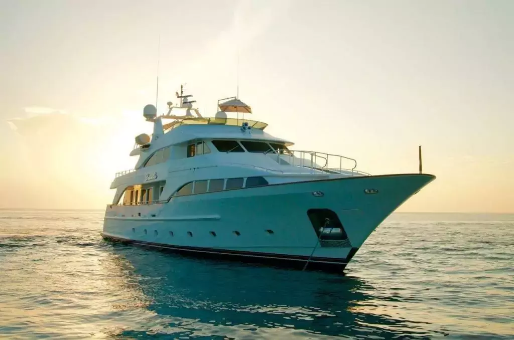 Brunello by Benetti - Top rates for a Charter of a private Motor Yacht in Martinique