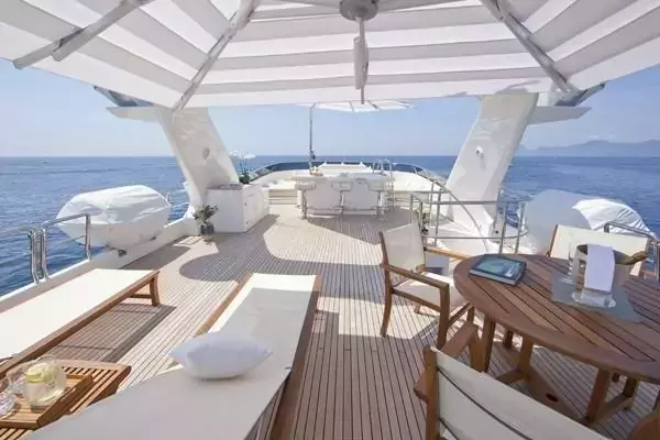 Brunello by Benetti - Top rates for a Charter of a private Motor Yacht in Grenada