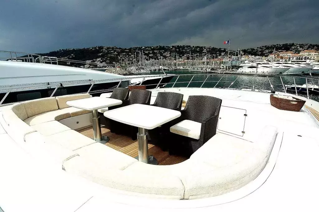 Celcascor by Mangusta - Special Offer for a private Superyacht Charter in Cannes with a crew