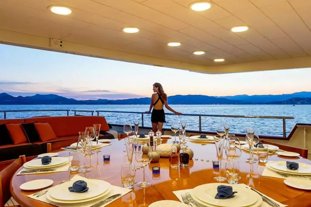 Fiorente by Ferronavale - Special Offer for a private Superyacht Charter in Zadar with a crew