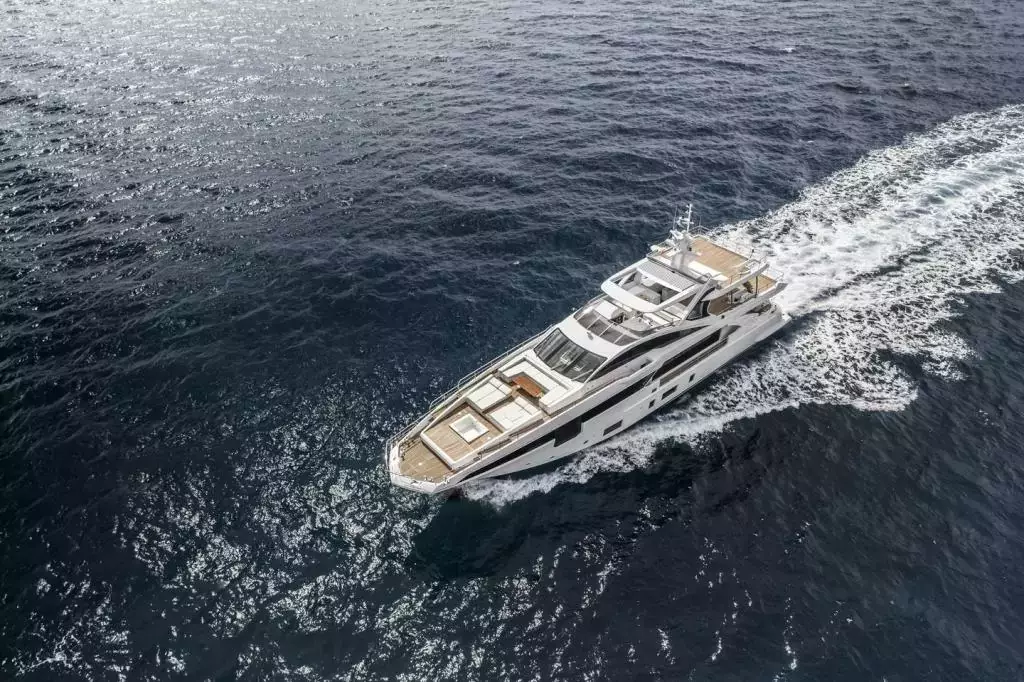Heed by Azimut - Top rates for a Charter of a private Superyacht in France