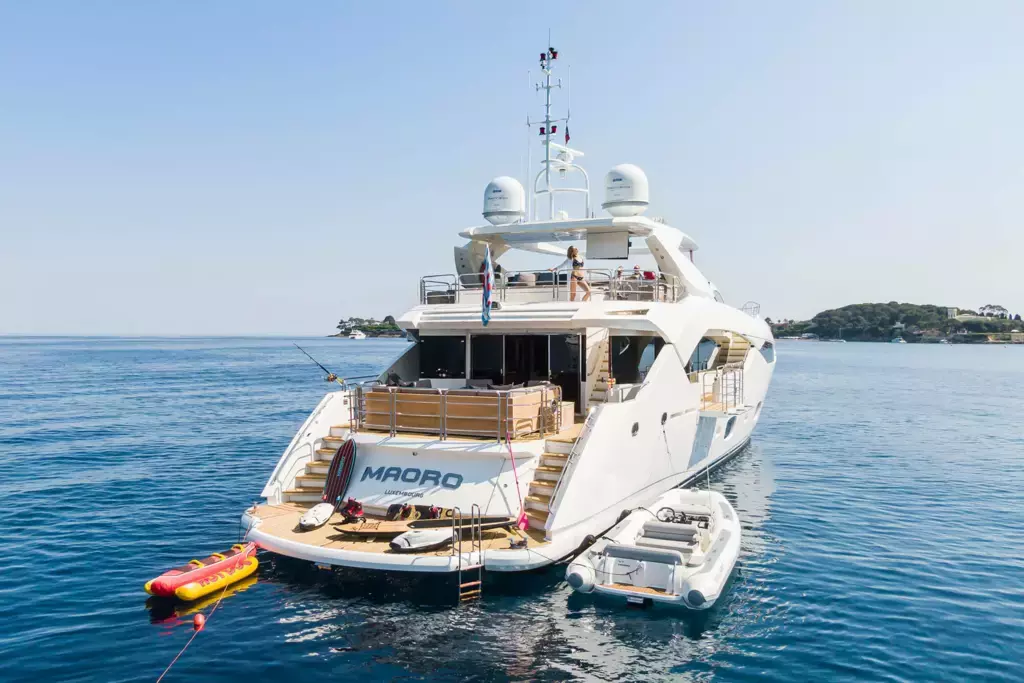 Maoro by Sunseeker - Special Offer for a private Superyacht Charter in Hvar with a crew