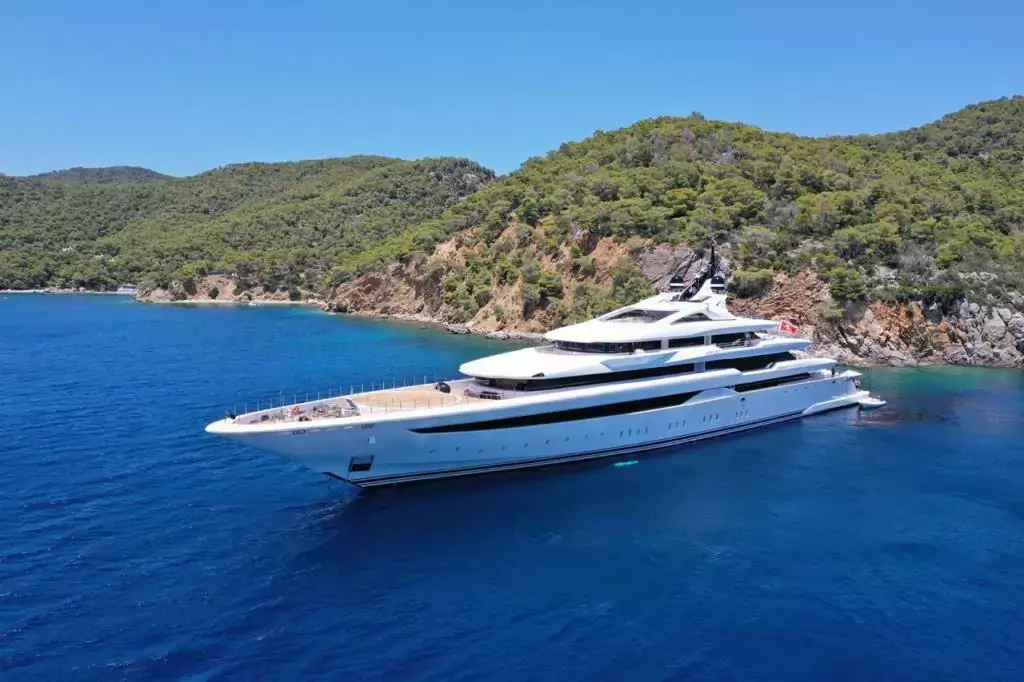 O'Pari by Golden Yachts - Special Offer for a private Superyacht Charter in Tortola with a crew