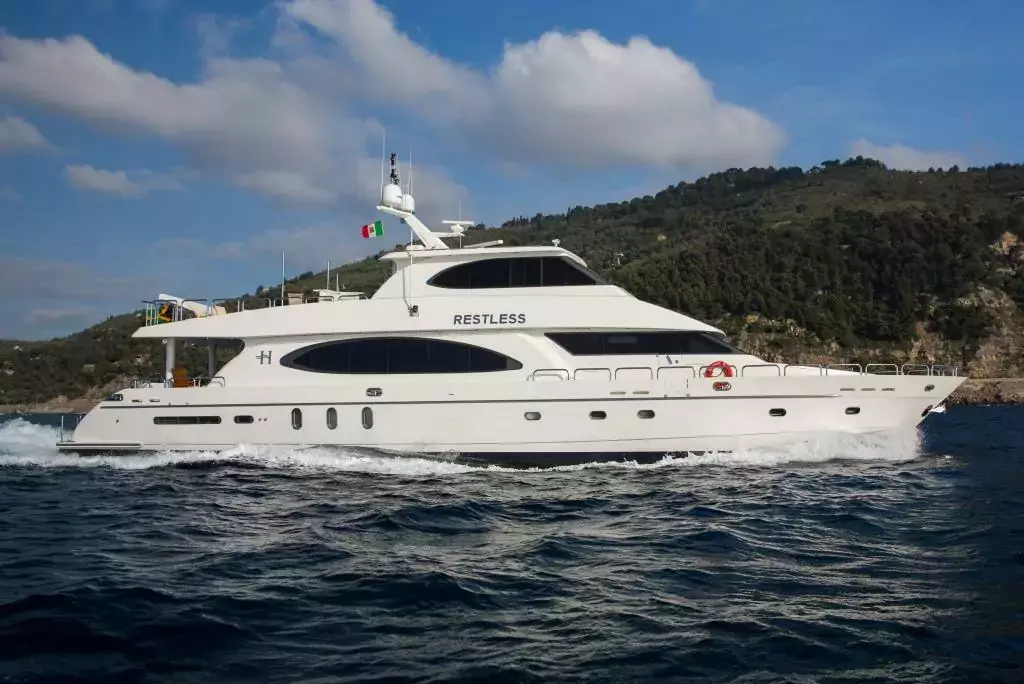 Ossum Dream by Hargrave - Top rates for a Charter of a private Motor Yacht in British Virgin Islands