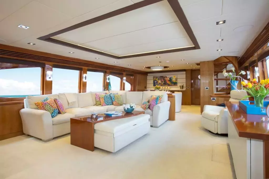 Ossum Dream by Hargrave - Special Offer for a private Motor Yacht Charter in Simpson Bay with a crew