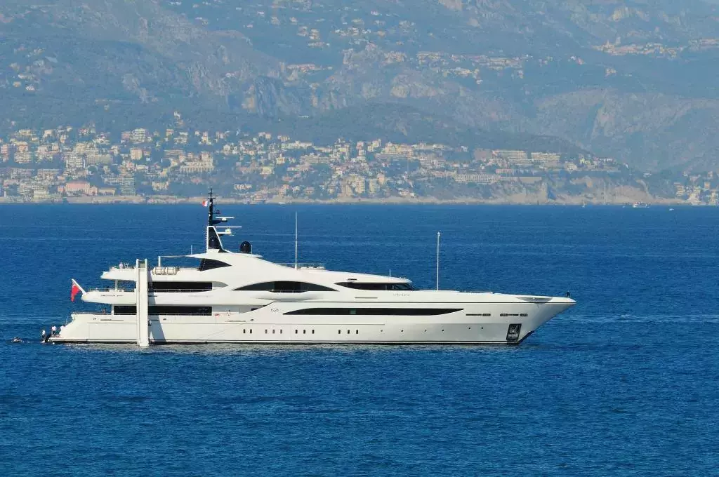 Quantum of Solace by Turquoise - Special Offer for a private Superyacht Rental in Fort-de-France with a crew
