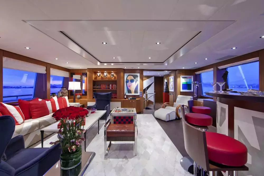 Revelry by Hakvoort - Top rates for a Charter of a private Superyacht in St Lucia