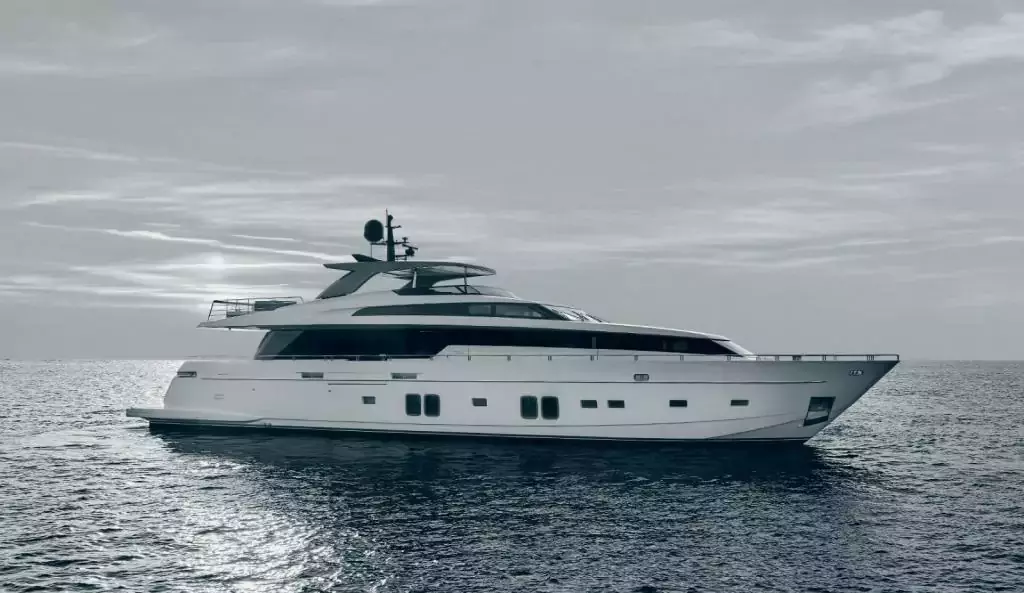 Salt by Sanlorenzo - Special Offer for a private Superyacht Charter in Cap DAil with a crew