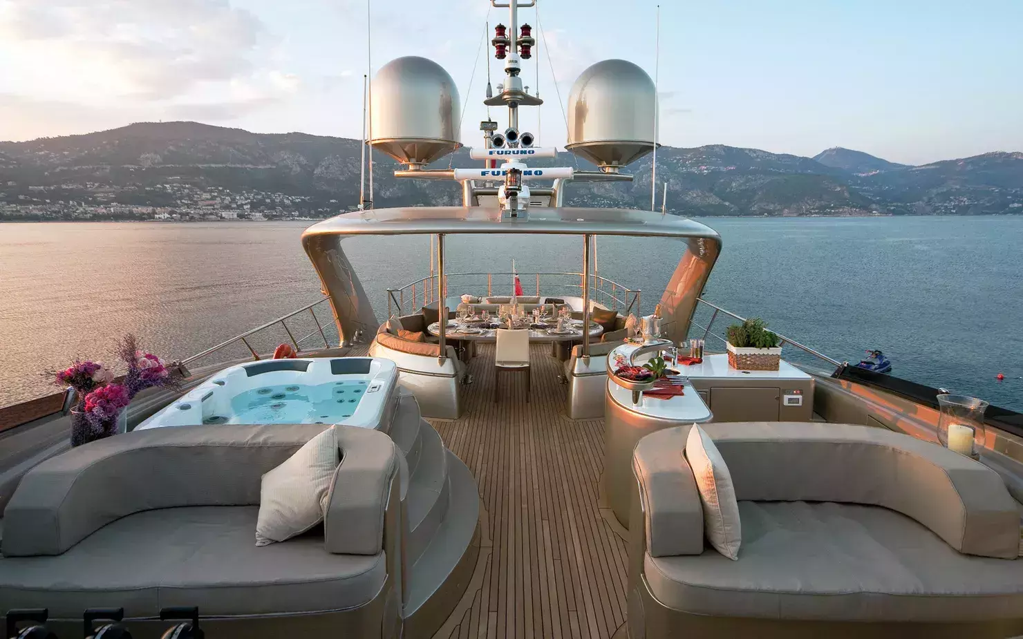 Soiree by ISA - Special Offer for a private Superyacht Charter in Corsica with a crew