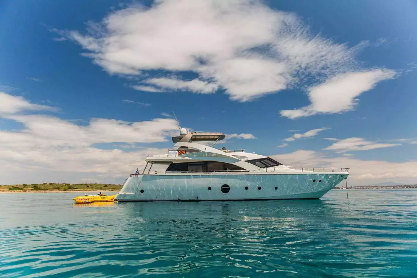 Ulisse by Aicon - Special Offer for a private Motor Yacht Charter in Salamis with a crew