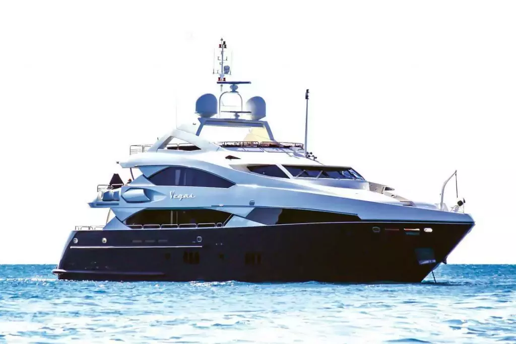 Vegas by Sunseeker - Special Offer for a private Superyacht Rental in Gold Coast with a crew
