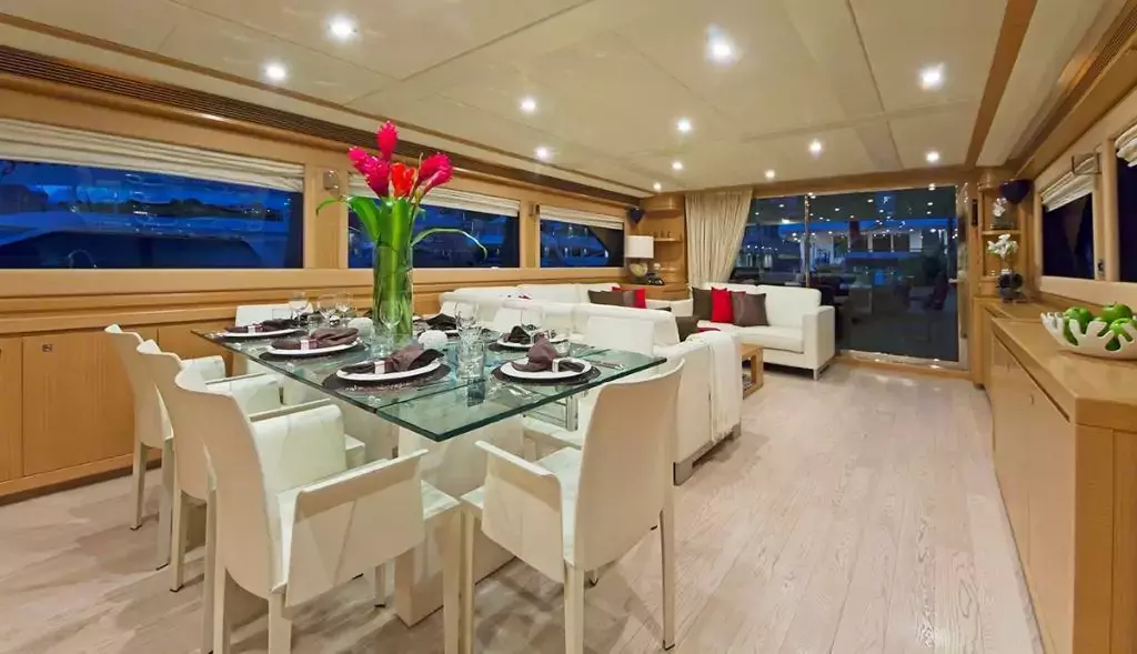 Ziacanaia by Ferretti - Top rates for a Charter of a private Motor Yacht in St Lucia