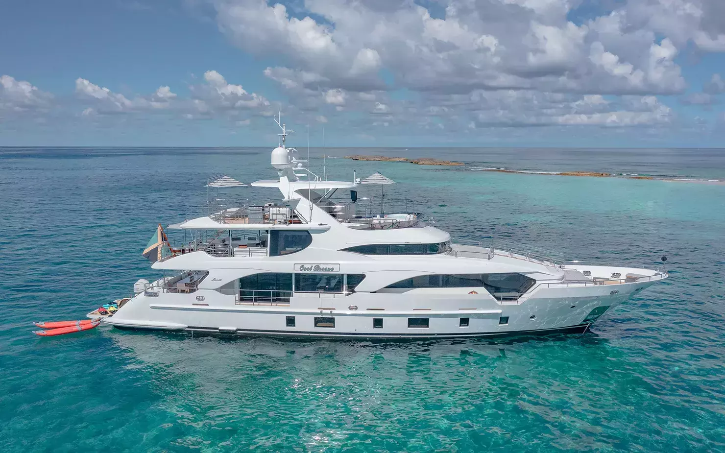 Cool Breeze by Benetti - Special Offer for a private Superyacht Charter in Exuma with a crew