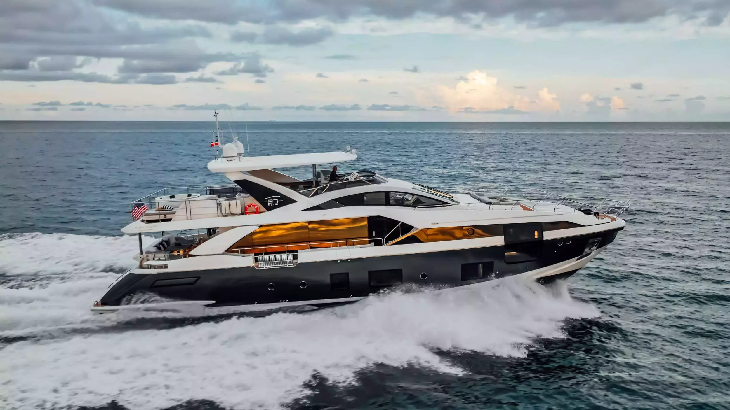 Majestic Moments by Azimut - Special Offer for a private Superyacht Charter in Exuma with a crew