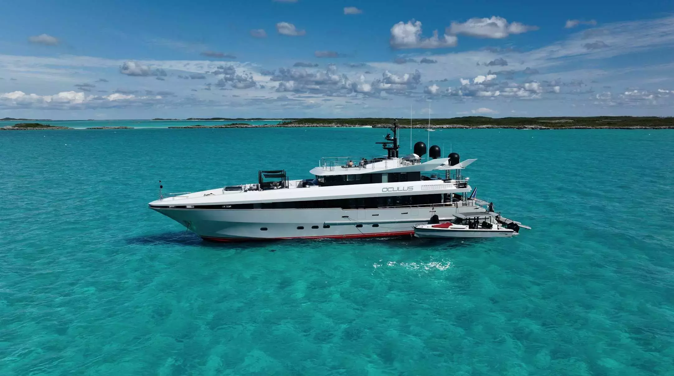 Oculus by Oceanfast - Special Offer for a private Superyacht Charter in Abacos with a crew