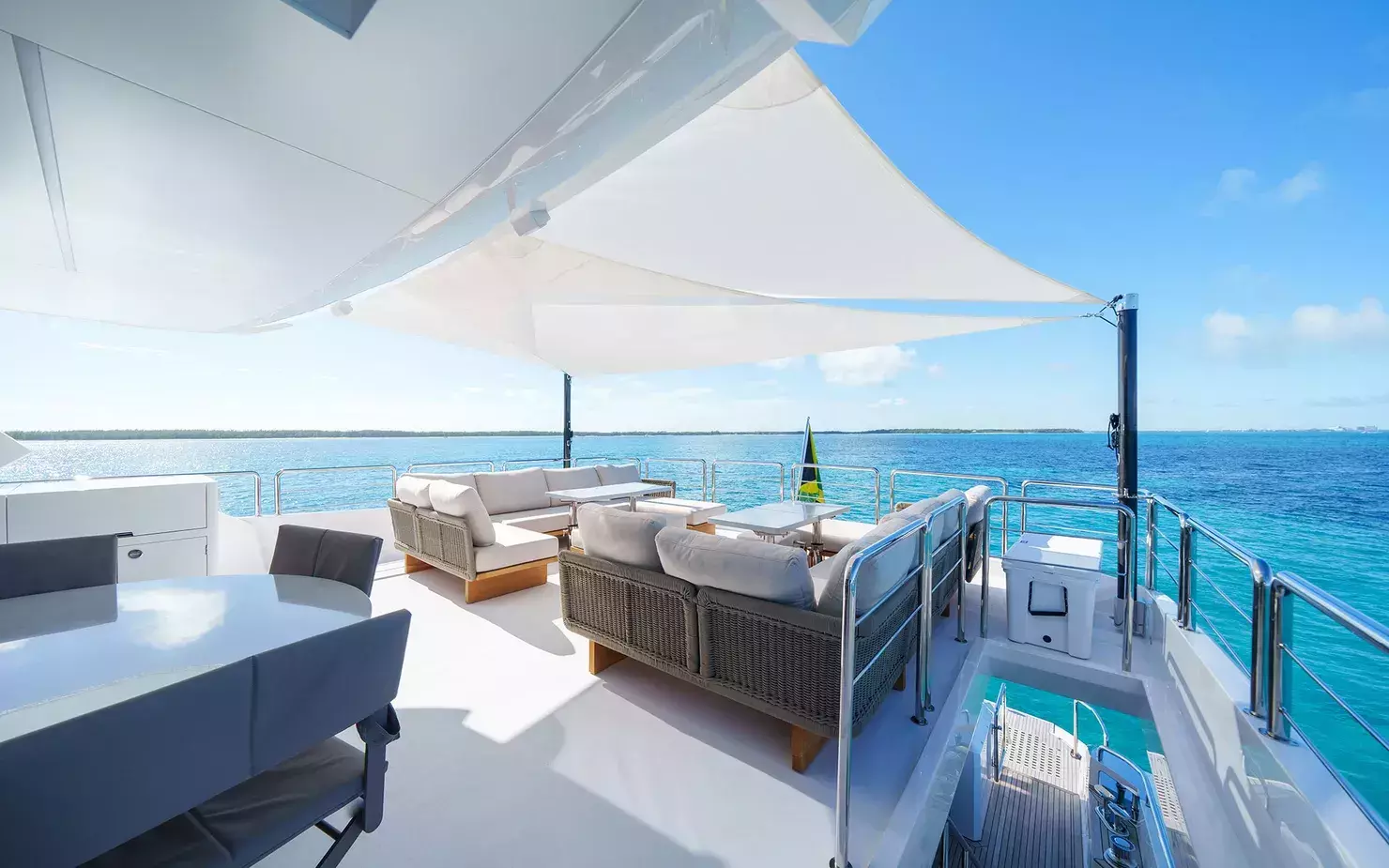 Rio by Horizon - Special Offer for a private Superyacht Charter in Fort-de-France with a crew