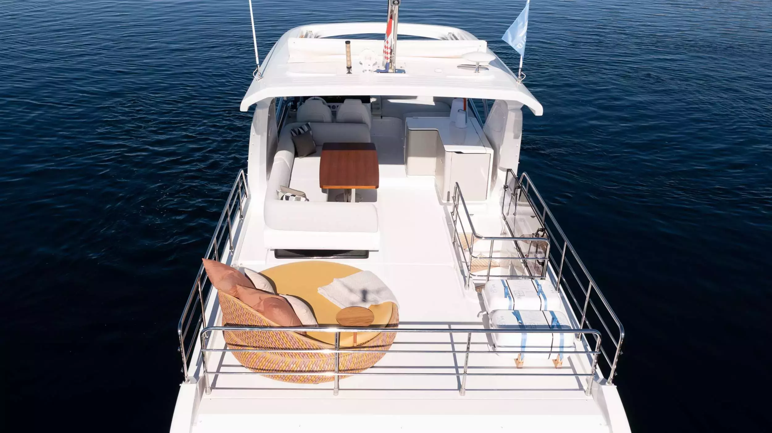 Alibaba by Azimut - Special Offer for a private Motor Yacht Charter in Sibenik with a crew