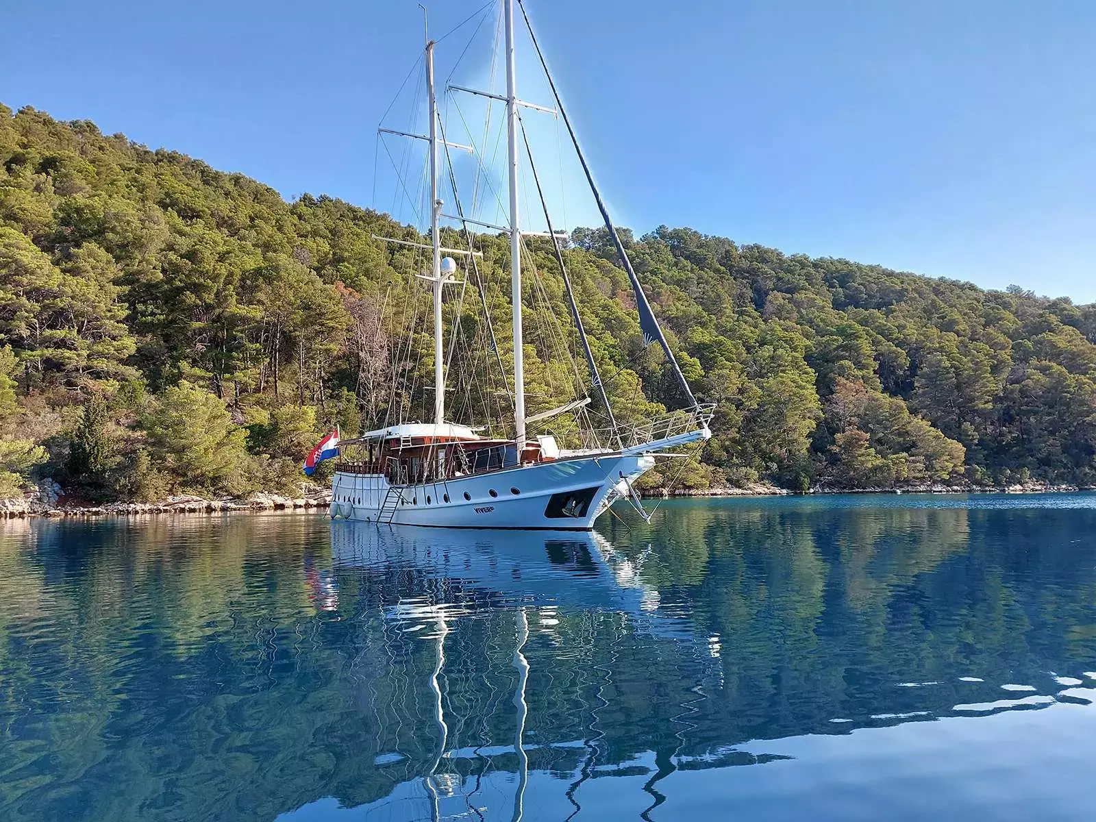 Gulet Vivere by Custom Made - Special Offer for a private Motor Sailer Rental in Zadar with a crew