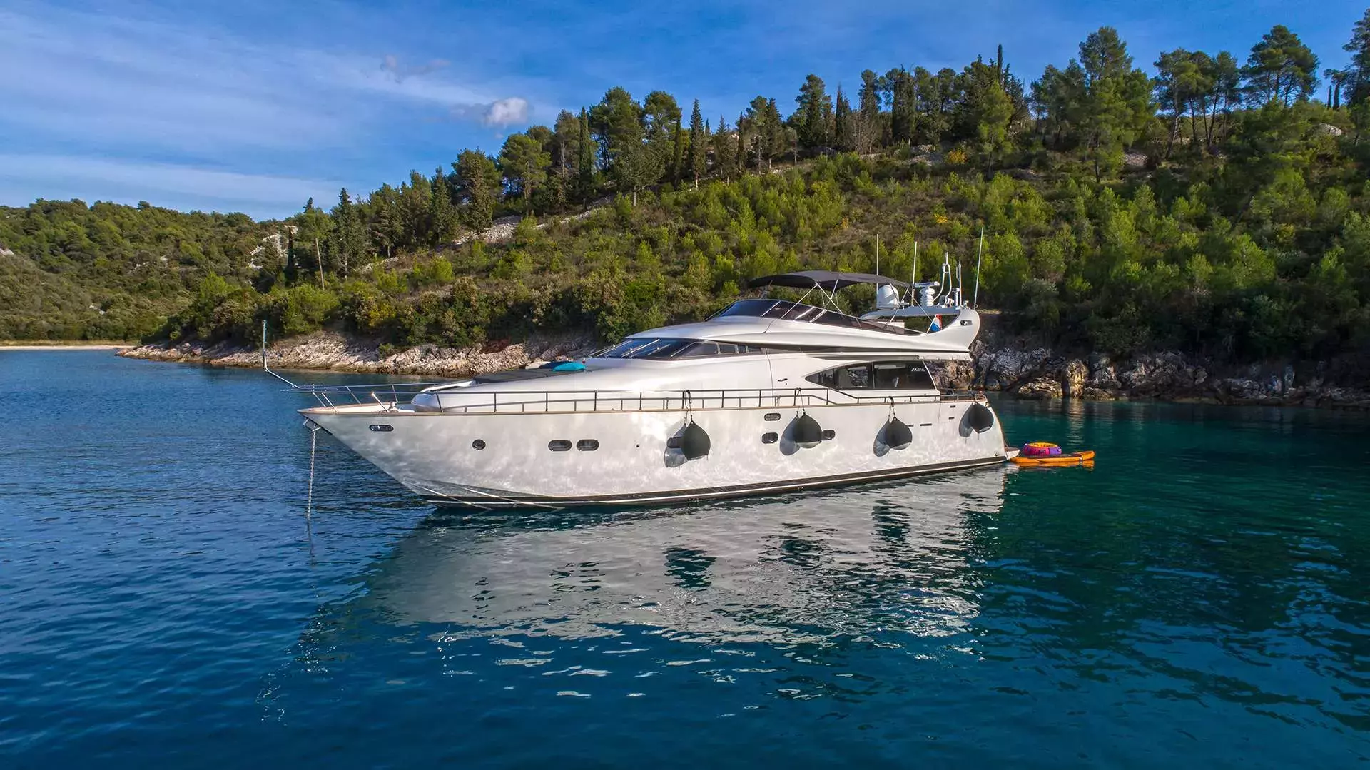 Jantar by Maiora - Special Offer for a private Motor Yacht Charter in Zadar with a crew