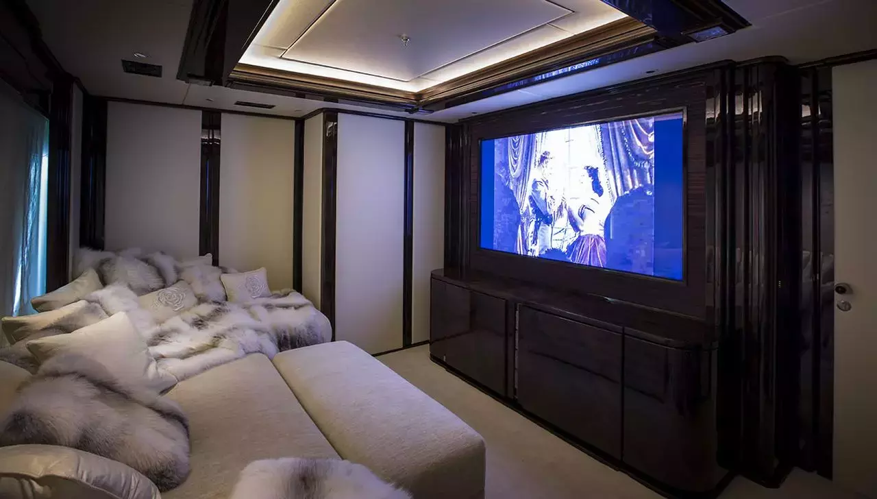Illusion V by Benetti - Special Offer for a private Superyacht Rental in St Tropez with a crew