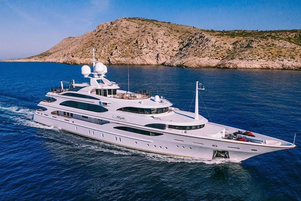 Idyllic by Benetti - Special Offer for a private Superyacht Charter in Rhodes with a crew