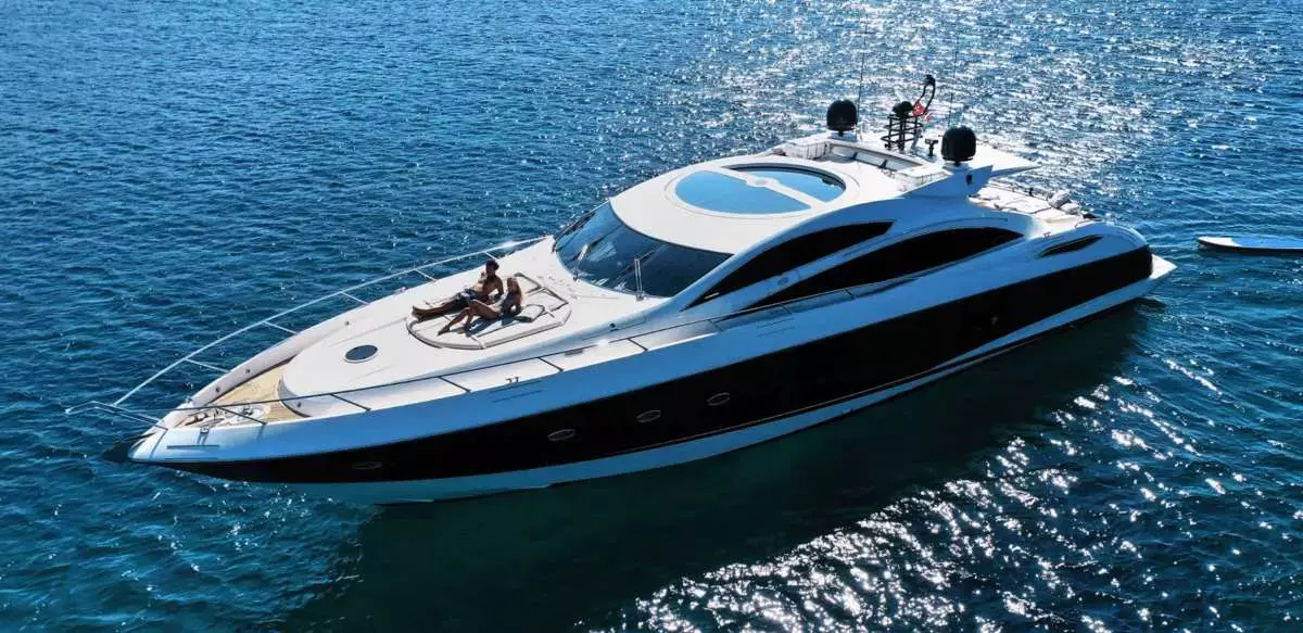 Light Blue by Sunseeker - Special Offer for a private Motor Yacht Charter in Venice with a crew