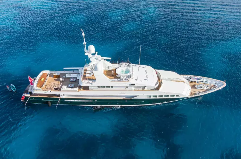 Emerald by Feadship - Top rates for a Rental of a private Superyacht in Kuwait