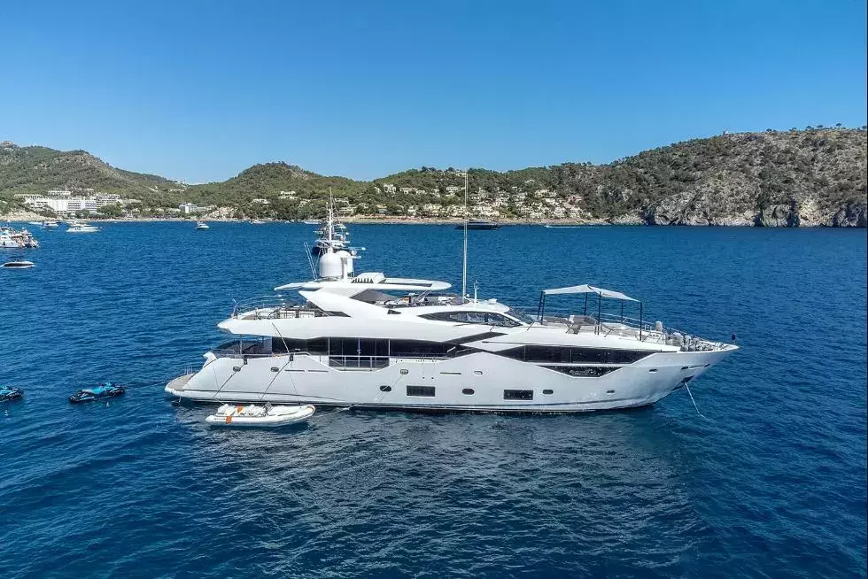Noroader by Sunseeker - Special Offer for a private Superyacht Charter in Corsica with a crew