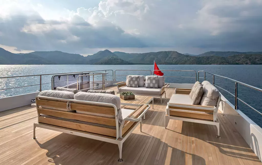 Kamoka by Numarine - Top rates for a Charter of a private Motor Yacht in Italy