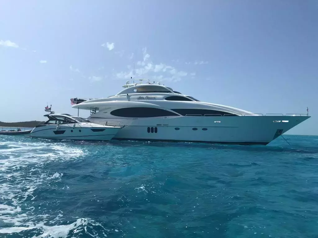 Bella Contessa by Lazzara - Top rates for a Charter of a private Motor Yacht in Guadeloupe