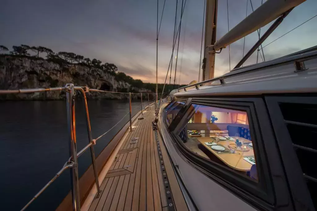Dama de Noche by Oyster Yachts - Top rates for a Rental of a private Motor Sailer in Antigua and Barbuda