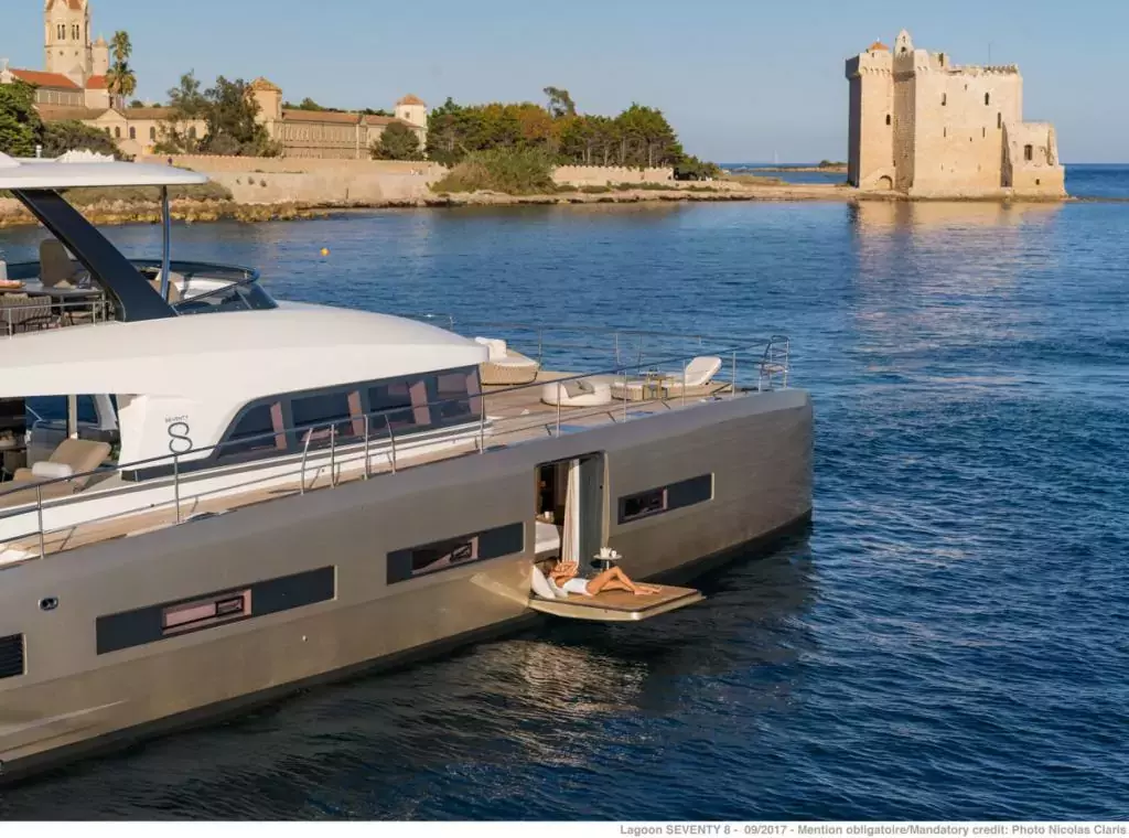 Double Seven by Lagoon - Top rates for a Rental of a private Luxury Catamaran in Italy