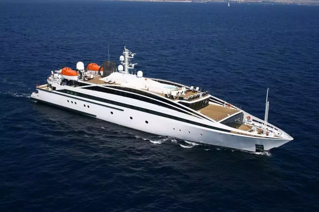 Elegant 007 by Lamda Shipyard - Special Offer for a private Superyacht Rental in Mykonos with a crew