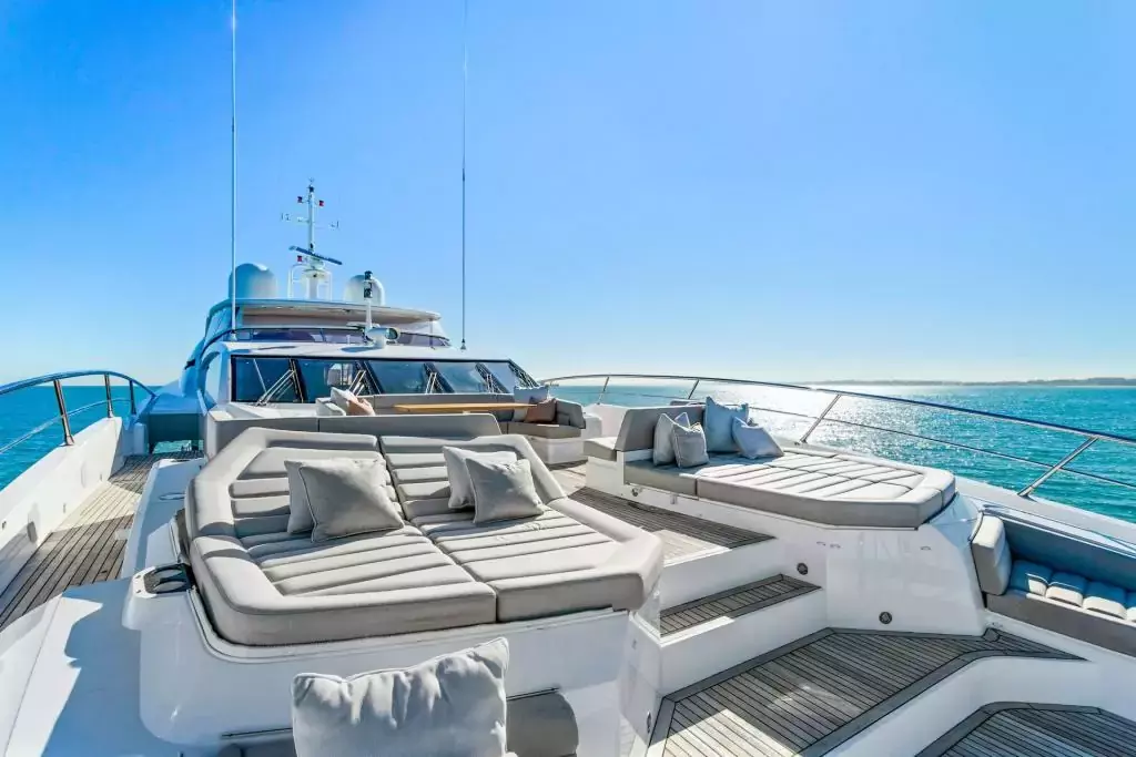 Fratelli by Sunseeker - Special Offer for a private Motor Yacht Charter in Melbourne with a crew