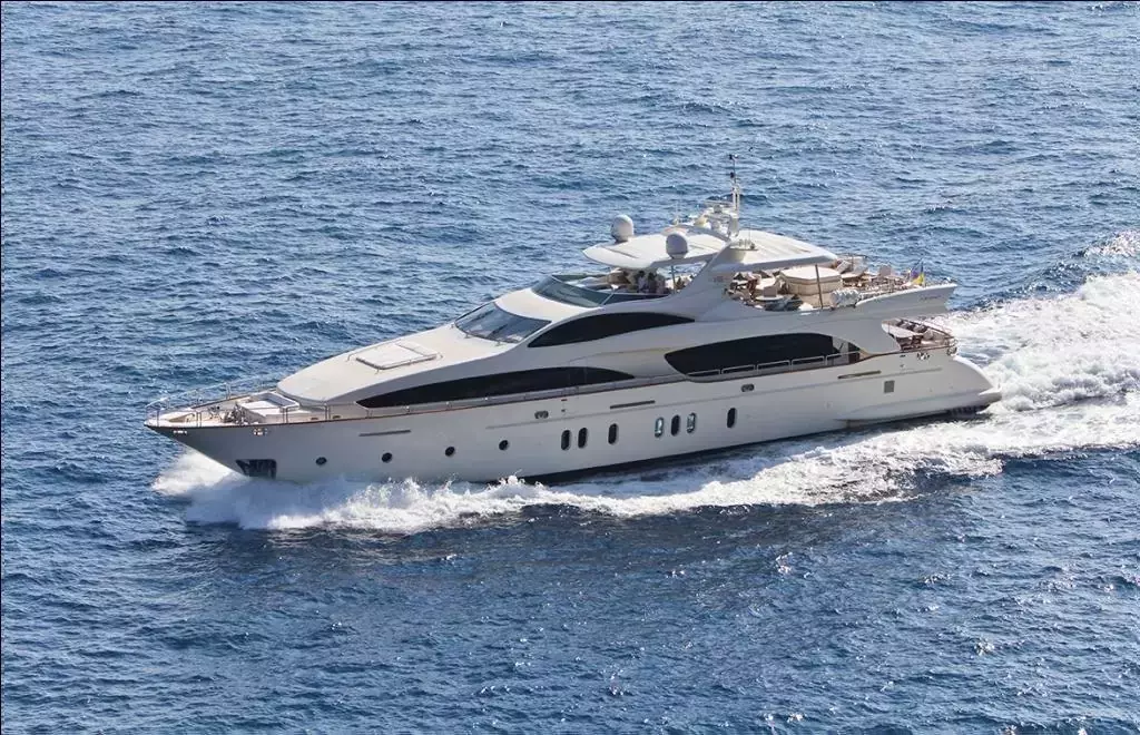 Grande I by Azimut - Top rates for a Charter of a private Motor Yacht in Cayman Islands