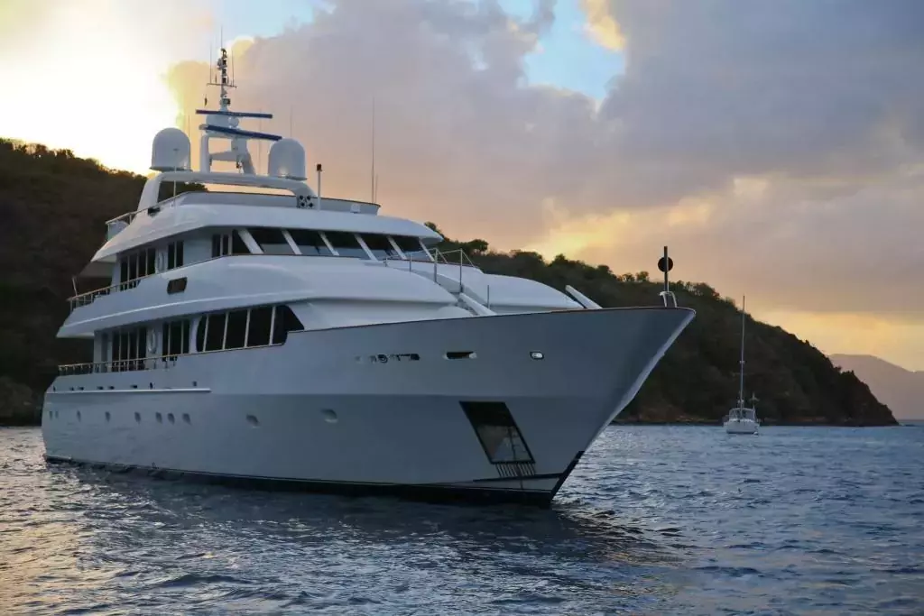 M4 by Trident - Top rates for a Rental of a private Superyacht in Puerto Rico