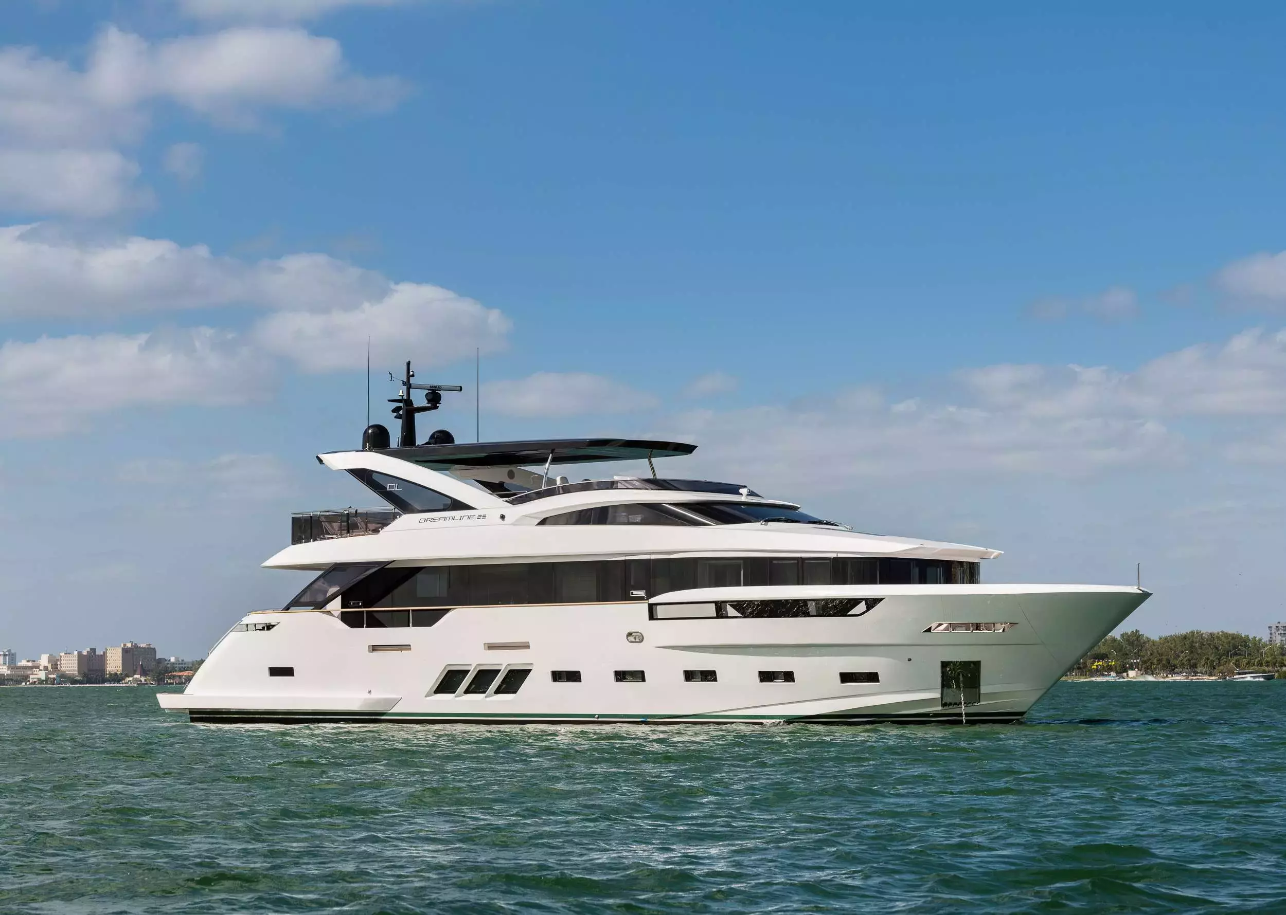 The Peddler by DL Yachts - Special Offer for a private Motor Yacht Charter in Nassau with a crew