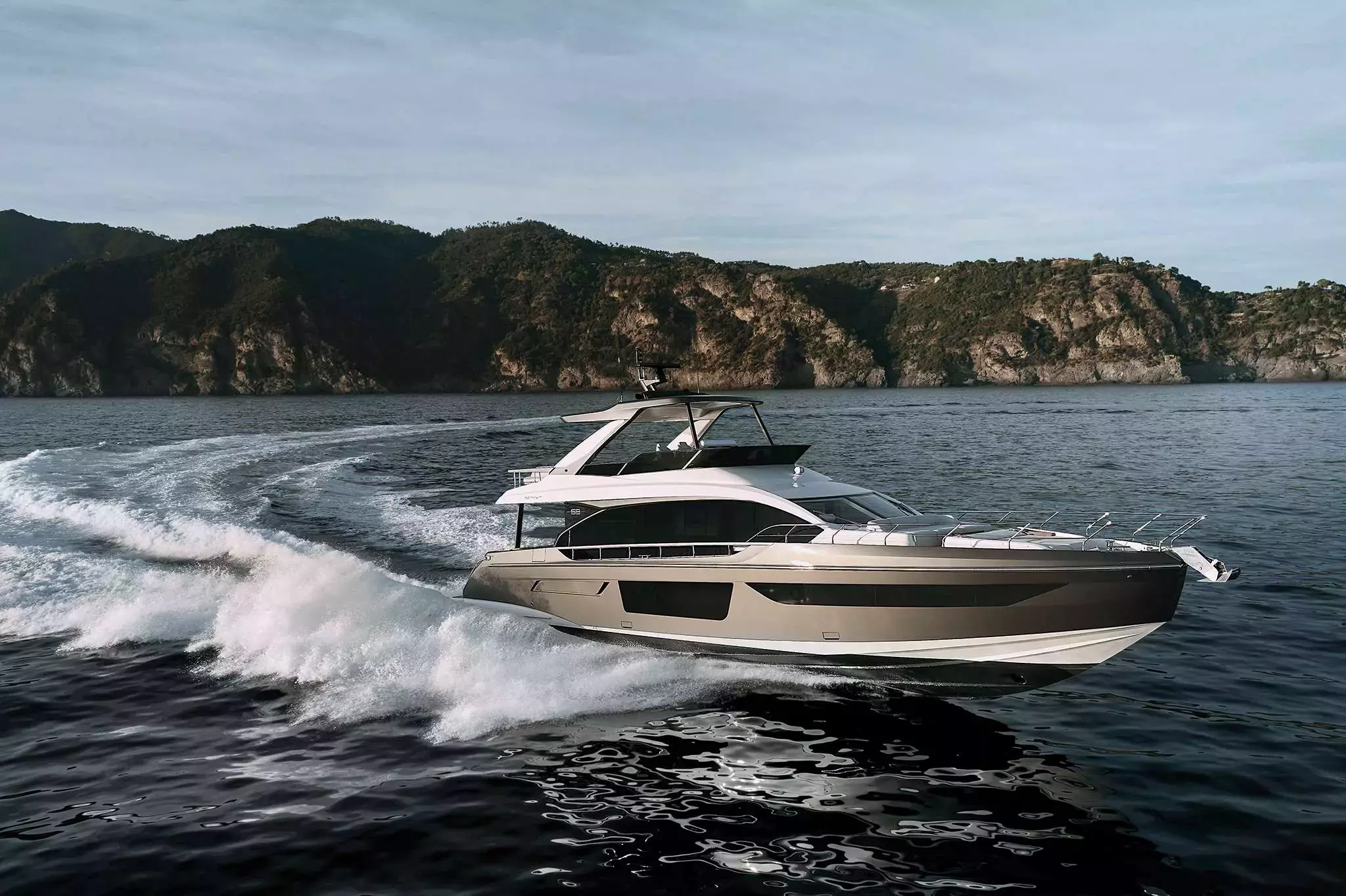 Donna by Azimut - Top rates for a Charter of a private Motor Yacht in Montenegro