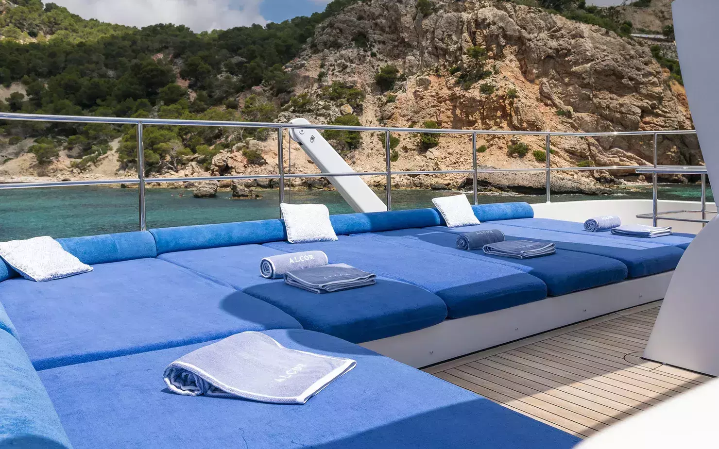 Alcor by Heesen - Special Offer for a private Motor Yacht Charter in Corsica with a crew