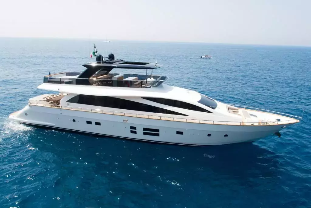 Baccarat by Amer - Top rates for a Charter of a private Motor Yacht in Italy