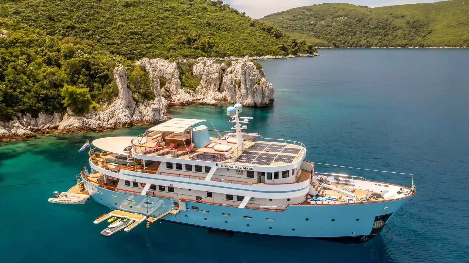 Donna Del Mare by Aegean Yacht - Top rates for a Charter of a private Superyacht in Montenegro