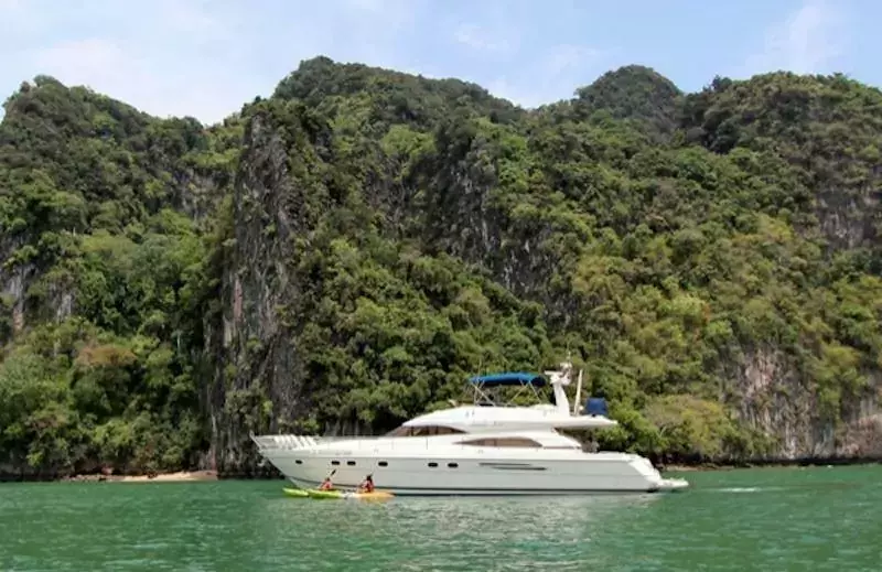 Isabella Rose by Princess - Special Offer for a private Motor Yacht Charter in Mergui Archipelago with a crew