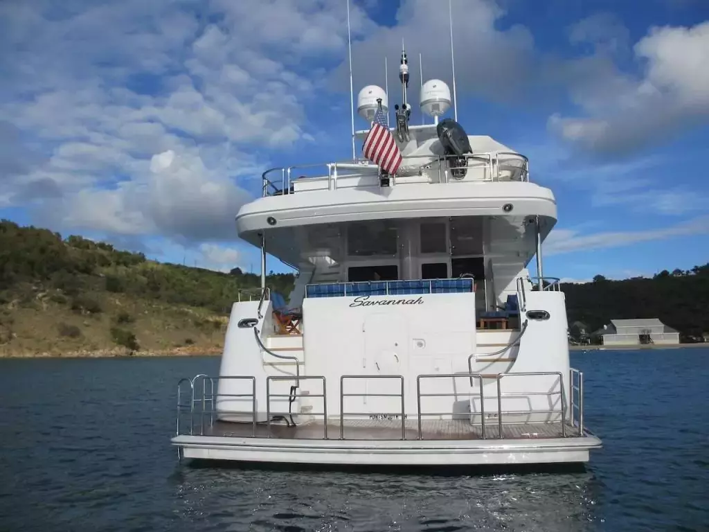 Savannah by Intermarine - Special Offer for a private Motor Yacht Charter in Tortola with a crew