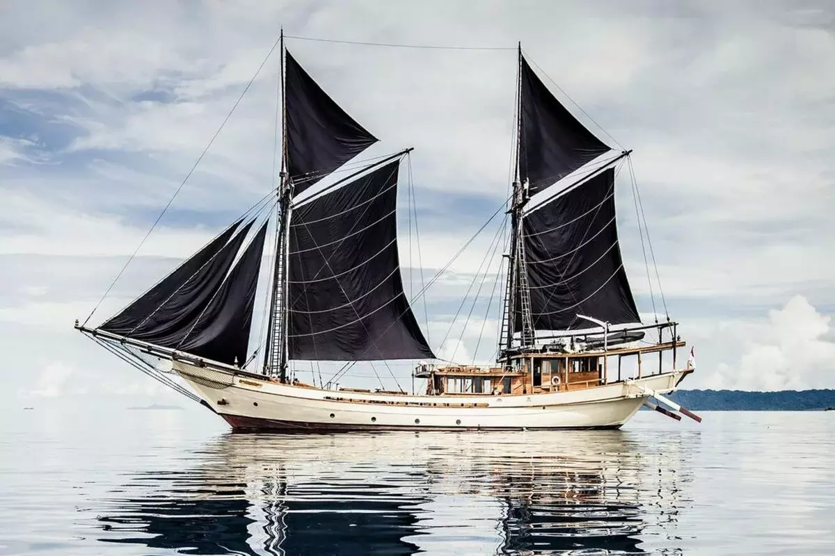 Silolona by Konjo Boat Builders - Special Offer for a private Motor Sailer Charter in Bali with a crew