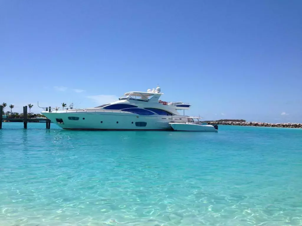 Sorridente by Azimut - Top rates for a Charter of a private Motor Yacht in Martinique